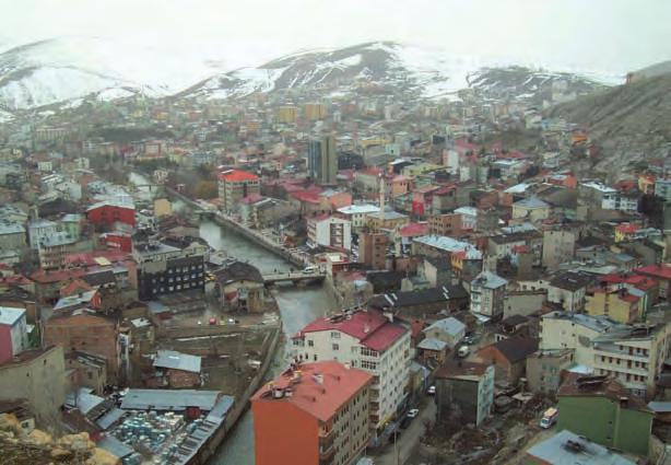 TÜRKİYE TURU TURKIYE TOUR Çoruhgaz, 2009 yılı içerisinde Gümüşhane iline gaz akışını sağlayacak 15 km uzunluğunda yüksek basınç doğal gaz iletim hattı ve RMS-A inşaatını tamamlamayı hedefliyor.