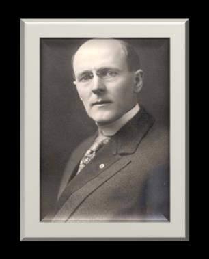 Paul Percy Harris in Hayatı (19 Nisan 1868 27 Ocak 1947 ) Rotary nin kurucusu Paul Percy Harris, 1868 yılında doğdu.
