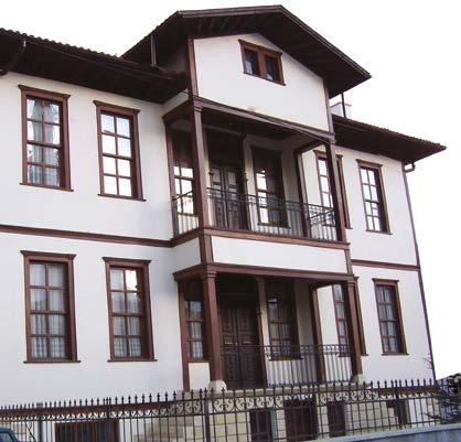VELİ PAŞA KONAĞI Veli Paşaʼnın oğlu Şevket Bey tarafından 1923-24 yıllarında yaptırılan Veli Paşa Konağı, Çorum İl Merkeziʼnde yer alıyor.