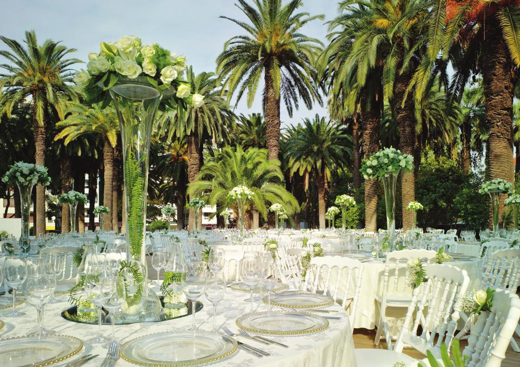 000m² lik alana yayılan yemyeşil bahçelerinden birisinde veya 1000 kişiye kadar hizmet verebilen şık balo salonundaki ihtişamlı düğünlerle gerçekleşiyor.