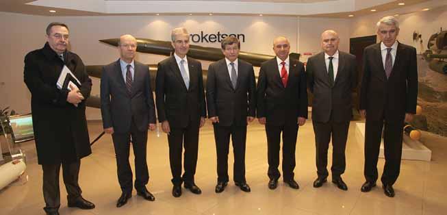 VAKIF BAĞLI ORTAĞI (VBO) OLAN ŞİRKETLERİMİZ DIŞİŞLERİ BAKANIMIZ PROF. DR. AHMET DAVUTOĞLU ROKETSAN DA Dışişleri Bakanımız Prof. Dr. Ahmet DAVUTOĞLU 9 Ocak 2014 tarihinde ROKETSAN A.Ş. tesislerine resmi bir ziyaret gerçekleştirmiştir.