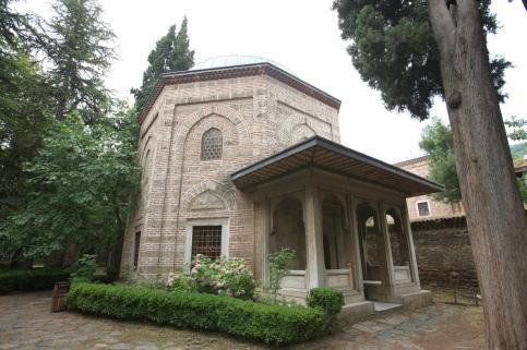 Murad) Külliyesi ndeki cami ve türbe yapılarının özgünlüklerinin korunması ve yarına aktarılabilmesi için