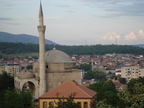 14. Yüzyıl Sonrası Balkan Şehirleri Örnekleri Planlama Fikri Açısından Bir Model Olarak İlk olarak da ortaya çıkan Osmanlı nın geliştirdiği bilinçli kentleşme yaklaşımı Edirne ve İstanbul un Osmanlı