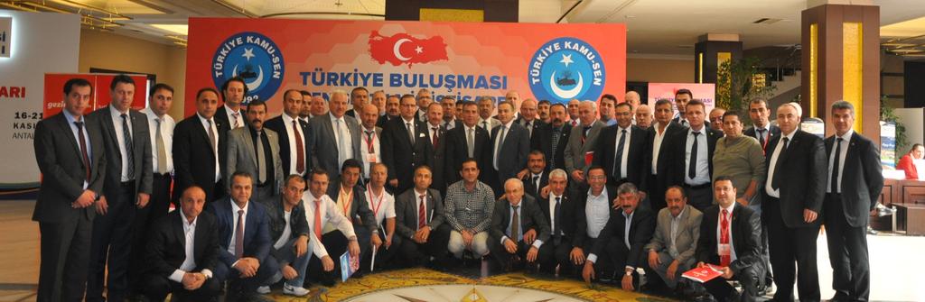 30.10.2014 Türkiye Gençlik ve Spor Konfederasyonu na bağlı birimlerden Anadolu Gençlik Federasyonu Başkanı Ümit Hakan Cenik ve beraberindeki heyet, Genel Başkanımız Şerafettin DENİZ i ziyaret etti.