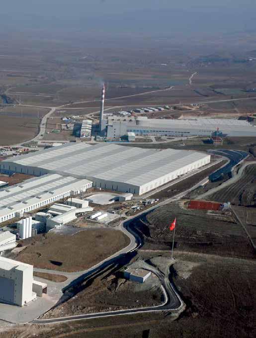 KISACA TRAKYA CAM 1978 yılında Türkiye Şişe ve Cam Fabrikaları A.Ş. iştiraki olarak kurulan ve Şişecam Topluluğu içinde düzcam alanındaki faaliyetleri yürüten Trakya Cam Sanayii A.Ş. (Trakya Cam), üretim kapasitesiyle kendi alanında dünyada 6 ncı ve Avrupa da 3 üncü büyük firma konumundadır.