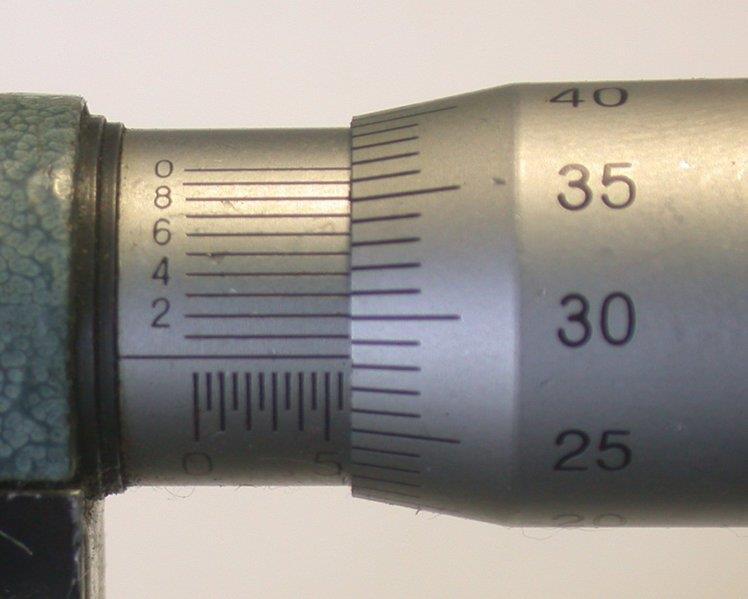 KESİT VE ÇAP ÖLÇÜMÜ Çap Ölçü Aletleri Mikrometre Kullanımı Yatay milimetrik ölçekte her bir çizgi 0,5mm olduğuna göre 5,5mm nin üzerinde bir değer olacağı anlaşılır.