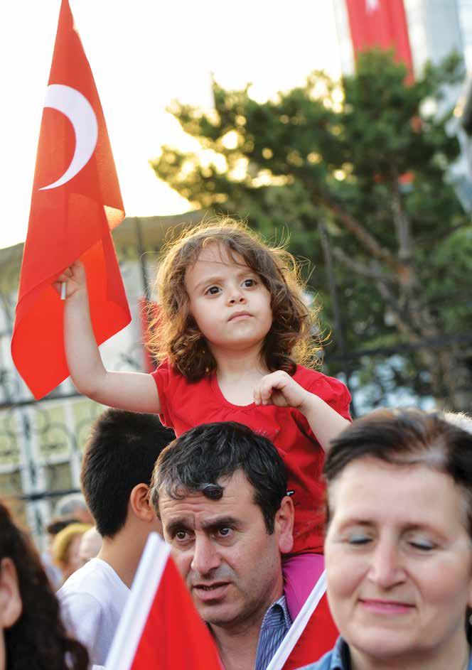 kutlamalarla her yıl hatırlayacak, hatırlatacak Bir kez daha bağımsızlık için yürüdük Bağımsız Türkiye için ilk adımın Gazi Mustafa Kemal önderliğinde 16 Mayıs 1919 da Beşiktaş Akaretler de