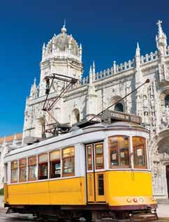 Dolazak u Lisabon u 10:15 i odlazak na poludnevni razgled grada autobusom i pješice: Avenida da Liberdade, elegantna i luksuzna avenija duga 1100 m, sagrađena na mjestu nekadašnjeg javnog parka po
