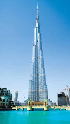 Kratko zaustavljanje na poznatoj plaži s još poznatijim hotelom u obliku jedra - Burj Al Arab - čudom moderne arhitekture i jednim od najluksuznijih hotela na svijetu.