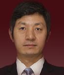 Gao Xiangyang Yönetim Kurulu Üyesi - Genel Müdür 1997 yılında Pekin Üniversitesi Uluslararası Finans Lisans Programından, 2004 yılında Pekin Üniversitesi Yönetim Yüksek Lisans Programından (MBA)