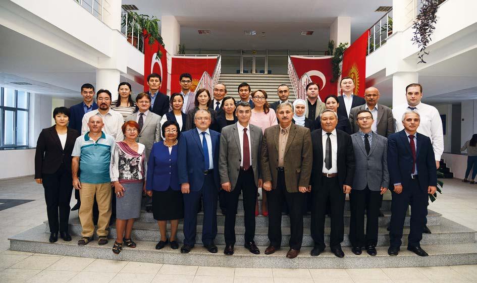 İKTİSADİ VE İDARİ BİLİMLER FAKÜLTESİ GENEL BİLGİLER Kırgızistan-Türkiye Manas Üniversitesi İktisadi ve İdari Bilimler Fakültesi 1997-1998 eğitim-öğretim yıllında faaliyetine başlamış, 2001-2002