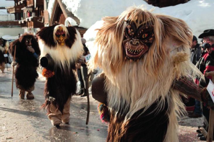 Alles zum Thema Fasnacht Die Bedeutung der Fasnacht Wenn Fasnacht ist, dann wird ausgelassen gefeiert, man verkleidet sich, trinkt viel und isst Spezialitäten. Doch weshalb eigentlich?