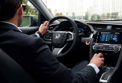 7 dokunmatik renkli ekrana sahip Honda CONNECT* multimedya sistemiyle gözünüzü yoldan ayırmadan isteklerinize cevap alabilecek ve sürüş deneyiminizi benzersiz bir hale getireceksiniz.