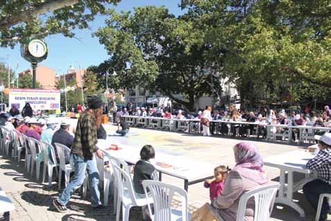 Engelli Dostu Merkez, Çubuk Aile Yaşam Merkezi Çubuk ta Engelsiz Bir Yaşama Renklerle Başla Projesiyle Parklar Renklendi Ekim 2013 Çubuk Aile Yaşam Merkezi eğitmenleri ve engelli üyelerinin