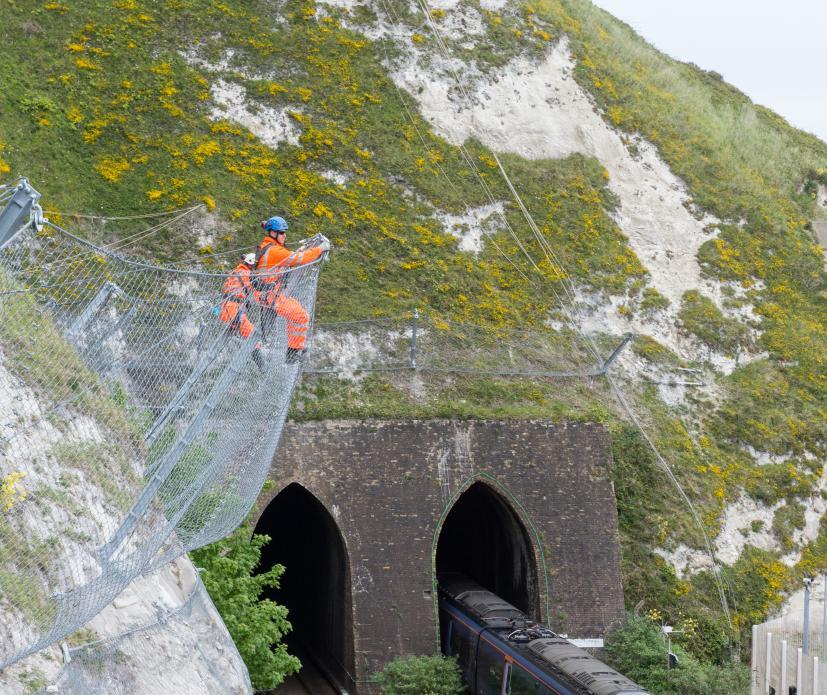 Final checks on GBE-1000A rockfall barrier line.