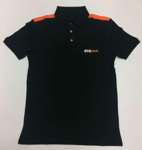 OTOPRATİK POLO T-SHIRT MALZEME KODU : 300664 KUMAŞ 30/1 penye pike %100 pamuk 180-190grm2 RENK : Siyah, Model Tanımı: yaka ve kol bandı Triko olacak etek recme dikiş olacak pat 3 adet düğmeli sağ ve