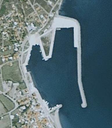 Yat Kapasitesi 220 Teorik Geri Alan Gereksinimi (m 2 ) 28000 #arköy Balıkçı Barına"ına Uzaklık Denizyolu