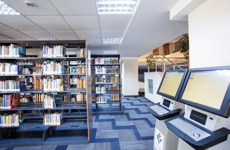 Kütüphane Hasan Kalyoncu Üniversitesi Kütüphanesi, üniversitemizin öğretim ve araştırma politikasına uygun olarak eğitim-araştırma programlarının gereksinimleri doğrultusunda hizmet vermektedir.