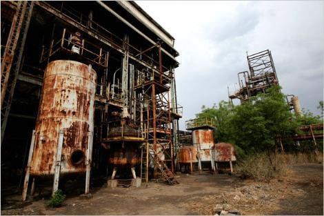 02 Aralık 1984 BHOPAL; 800.000 nüfuslu kentin 1/3 etkilendi, 100.000 kişi hastaneye başvurdu, 50.000 kişiye yatırılarak müdahale edildi.