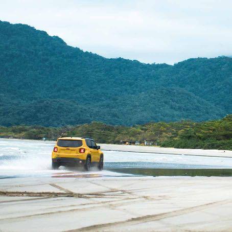 JEEP RENEGADE TEKNİK BİLGİ BİR MACERANIN SONLANDIĞI YERDE BİR DİĞERİ BAŞLAR. Dış Boyutlar Yükseklik (mm)/ Tavan Raylı 1.4 L MultiAir2 Turbo Benzinli 4x2 MT (6 İleri Düz) DDCT (6 İleri Otomatik) 1.