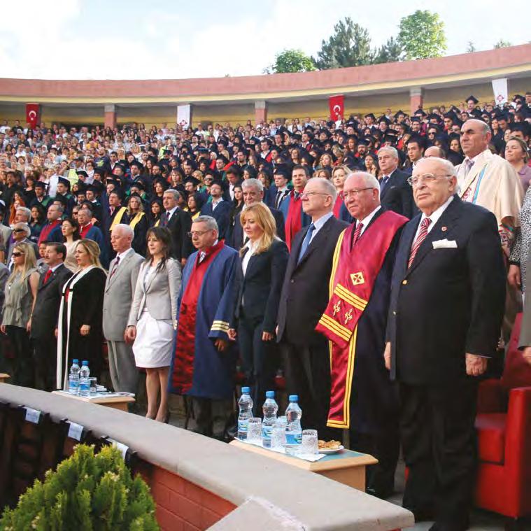 116 117 Histoloji ve Embriyoloji Anabilim Dalı Prof. Dr. Attila DAĞDEVİREN (Bşk.) Prof. Dr. Gögşen Mehmet ÖNALAN Prof. Dr. Hulusi Bülent ZEYNELOĞLU Öğr. Gör. Dr. Fatma HELVACIOĞLU Ph.D Öğr. Gör. Dr. Pınar AYRAN FİDAN İmmünoloji Anabilim Dalı Prof.