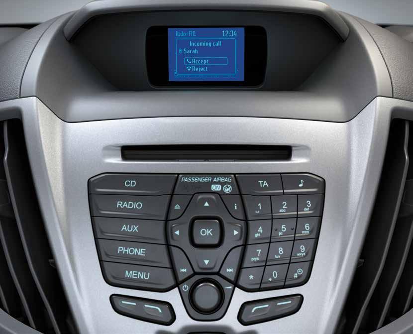 18 Ford SYNC ile Kesintisiz İletişim Ford SYNC Sistemi sayesinde müzik oynatabilir, ayrıca serbest konuşma tertibatı üzerinden telefon çağrısı yapabilir ve çağrı