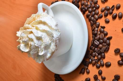 BRULLE LATTE (Crem Brulle Lezzeti nin Espresso ile Aşkı) TOFFE NUT LATTE (Özel Toffe Aroması ve Espresso