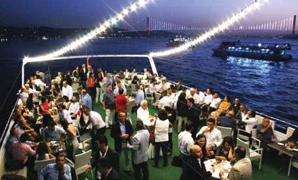 Kokteyl ve akşam yemeğinin ardından TTMD İstanbul İl Temsilcisi Görkem Kızıltan Ustalı kısa bir konuşma yaparak etkinliğin düzenlenmesinde emeği geçen Üye İlişkileri Komisyonu na teşekkür etti.