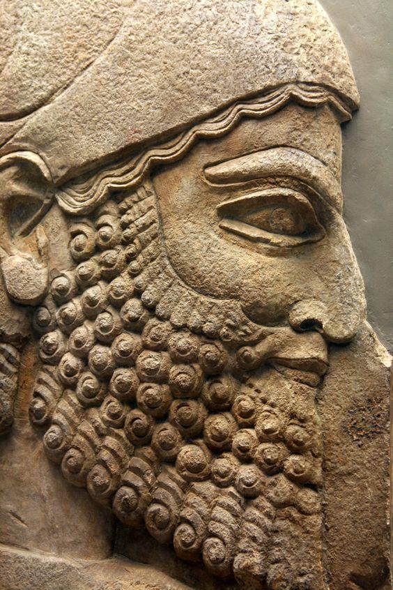 SONSUZLUĞU ARAMA Gilgameş, kendisini kırlara attı. Artık ağladığını kimse görmeyecek, yüreğinin acısıyla attığı çığlıkları kimse duymayacaktı.