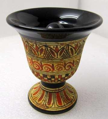 4. PİSAGOR KUPASI Pisagor kupası, M.Ö. 580 - M.Ö. 500 yılları arasında yaşayan filozof ve matematikçi Pisagor un bir buluşudur.