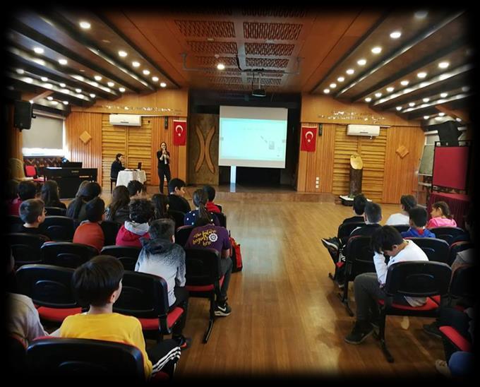 ve Diyet Uzmanı Seda Kütçe Gediz Konferans Salonunda