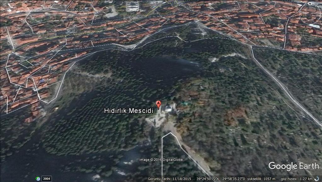 442 Semra PALAZ YILDIRIM Fotoğraf 1. Uydu görünümü (Google earth görüntü tarihi: 18.11.2015, erişim tarihi: 10.12.