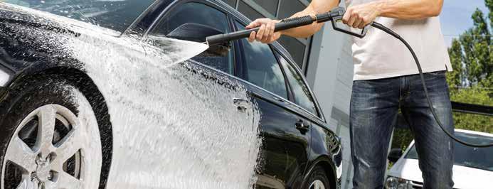 Car Wash Köpük Konsantre Cilalı Fırçasız Araç Yıkama Özel formülü sayesinde araç yüzeyinin tamamını köpük ile kaplamasını sağlayan bir üründür.
