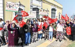 Başkan Aziz Kocaoğlu, tam bağımsız Türkiye için daha çok üretime ihtiyaç olduğunu belirterek "Bağımsızlığımızı ilelebet sürdürebilmemiz, İzmir de üretilen modelle, İzmir insanın öncülüğünde
