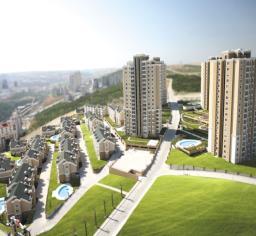 450 UPHILL COURT TOWERS Ataşehir'de konumlu 60 m²- 450 m² arası 1742 adet bağımsız bölümden oluşan 19 adet konut bloğu ile 4 adet ticret bloğundan oluşmaktadır. Yaklaşık 8 yıllıktır. 24.