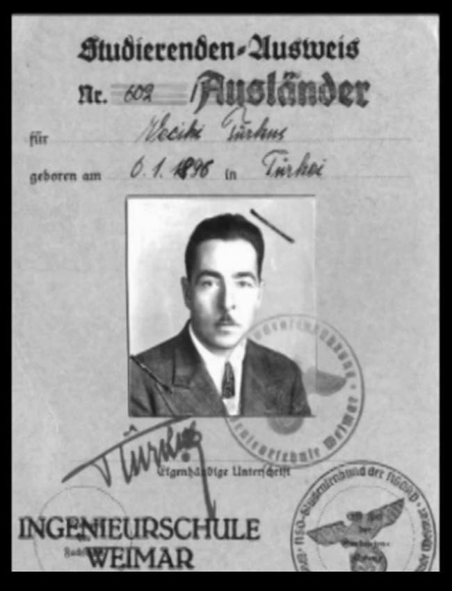 Hürkuş, 1939 senesinde diplomasını alır ancak Türkiye ye döndüğünde, İki