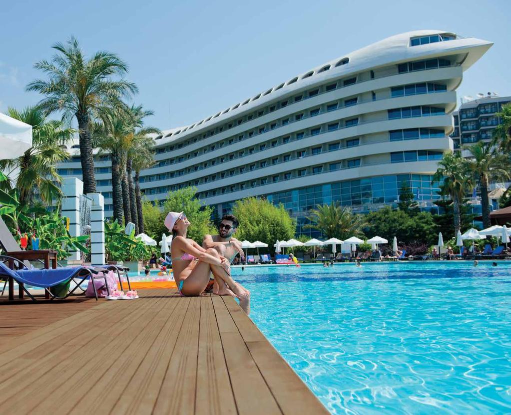 GET EXCITED IN THE WORLD OF WATER SUYUN EĞLENCELİ DÜNYASINDA HEYECANI YAŞAYIN Enjoy the summer weather in the pools of the Concorde De Luxe Resort A colourful aqua park brings a whole new level of