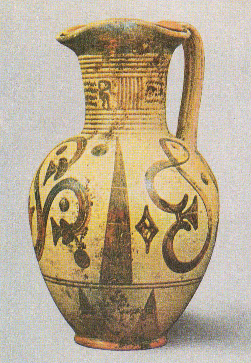 Resim 2. Oinochoe Napoli 128199. Cumae den. H. 324 cm. Cumae Grubu.