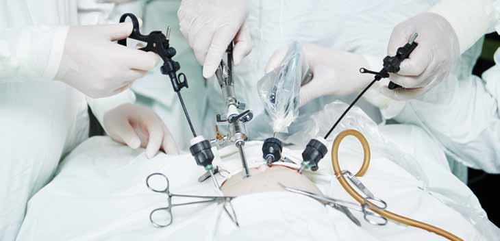 Buletinul informativ AL CENTRULUI MEDICAL ANADOLU Iulie-august 2016 3 Aplicarea chirurgiei minim invazive Prof. Dr.