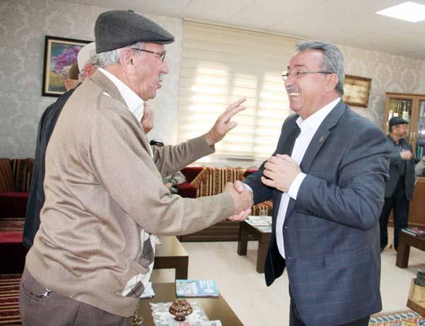 selçuklu Belediye Başkanı Uğur İbrahim Altay yapımı devam eden ve kısa bir süre sonra Buhara Mahallesi sakinlerine hizmet verecek olan tesisi gezerek incelemelerde bulundu.