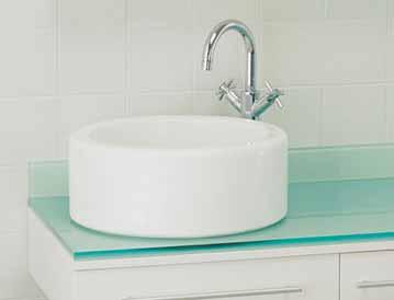 Minimalist ak m n etkisinde tasarlanan banyo mobilyalar yla kullan lan SEREL in yeni seri lavabolar tek batarya delikli veya batarya deliksiz olarak üretiliyor. www.eca.com.