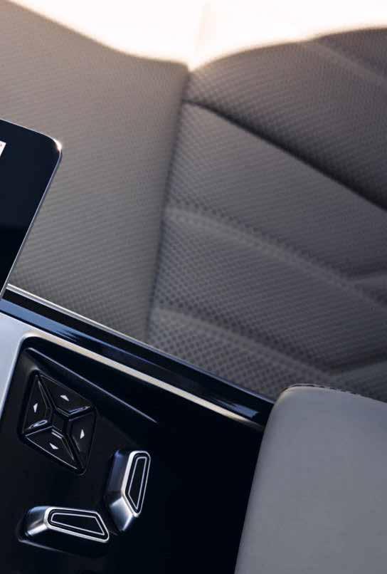 tr adresini ziyaret edin. Bir Akıllı telefon veya tablet ile QR kodunu tarayın ve Audi A8 dünyasını keşfedin.