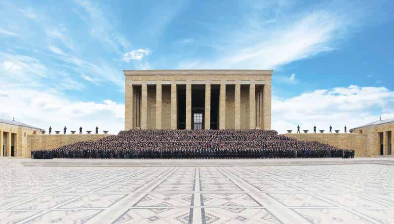 2017 Yılında Öne Çıkanlar ASELSAN, 42 nci kuruluş yıldönümünde 5 bini aşkın çalışanı ile Anıtkabir i ziyaret etti.