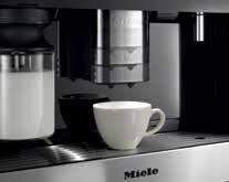 Macchiato, sıcak süt, toz kahve haznesi Temizleme programı Kişisel ayarlar Yüksekliği ayarlanabilir akıtma musluğu Kahve potu fonksiyonu 9.