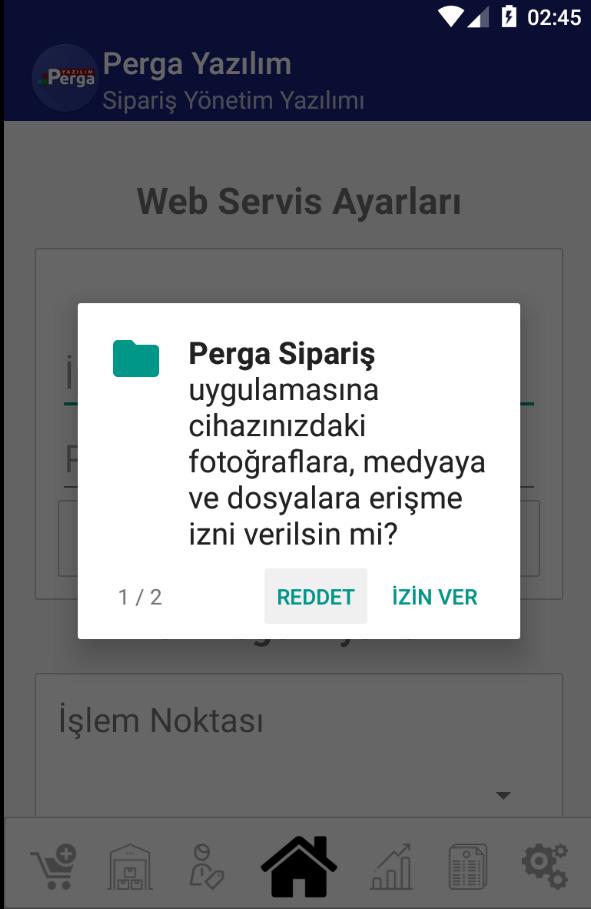 Programı Play Store dan indirip ilk açtığınızda karşınıza ön değerler ve web servis ayarları ekranı gelecektir.