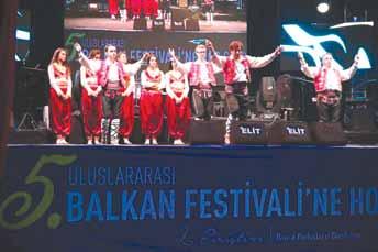 Buca Belediyesi ve Belenba Muhtarl ortaklnda düzenlenen Belenba Yörük Kültürünü Tantma ve Kiraz Festivali nde binlerce zmirli 12. kez arland.