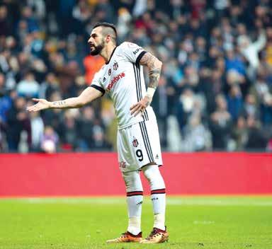 BEŞİKTAŞ Gençlerbirliği 3-1 Türkiye Kupası nda yarı final heyecanı Beşiktaşımız, Ziraat Türkiye Kupası Çeyrek Final maçlarında Gençlerbirliği ni 3-1 ve 0-1 lik skorlarla yenerek yarı finale yükseldi.