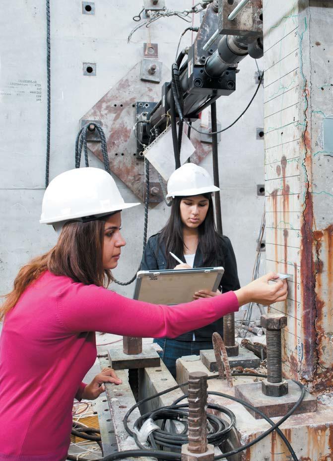 İNŞAAT MÜHENDİSLİĞİ Özellikle Yapı ve Deprem Mühendisliği Laboratuvarı, birçok uluslararası projenin deney çalışmalarını yürütmesiyle işin mutfağını oluşturuyor.