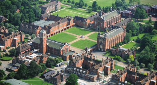 Christ's Hospital School HORSHAM / İNGİLTERE 1552 yılında, Londra da Kral 6.Edward tarafından kurulan okul, 1902 yılında Horsham daki binasına taşınmıştır.