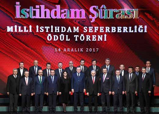 Ödül töreninde konuşan TOBB Başkanı Hisarcıklıoğlu, oda ve borsa camiası olarak Türkiye nin geleceğine yatırım yapmaya devam ettiklerini belirterek, İş dünyası olarak ülkemize ve kendimize artık daha